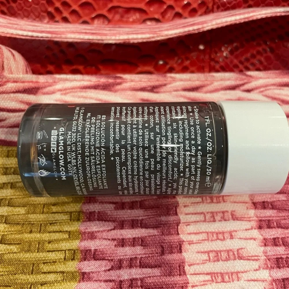 ๐๐GLAMGLOW๐๐ - Picture 2 of 3